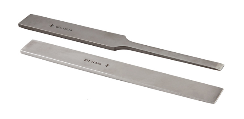 Остеотоми цільнометалеві пласкі з 2-х стороннім заточенням
