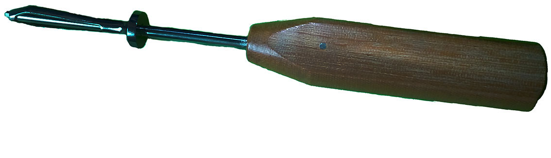 Викрутка з гвинтотримачем